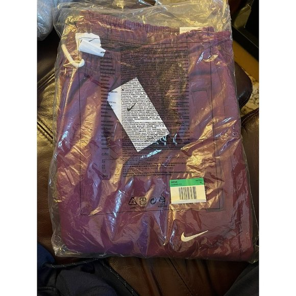 Men's Nike DRI-FIT Standard Issue Men’s Basketball Pants - BURGUNDY Size X-LARGE - Picture 10 of 10
